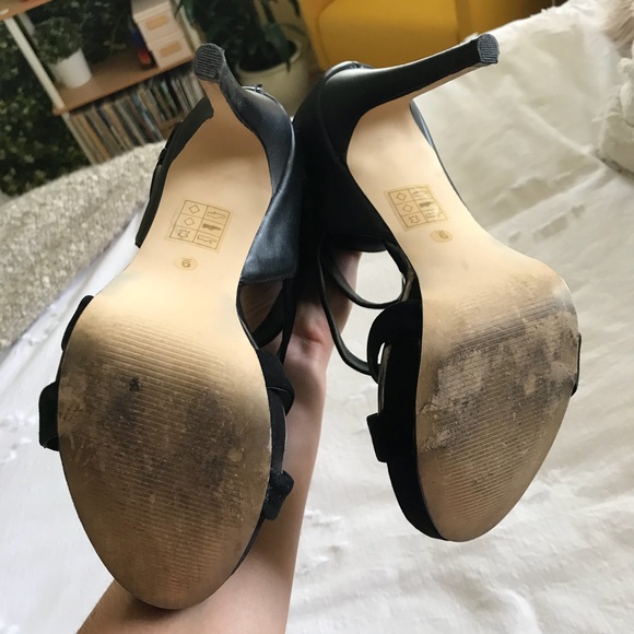 Dolce Vita Black Suede Heels - Picture 6 of 7